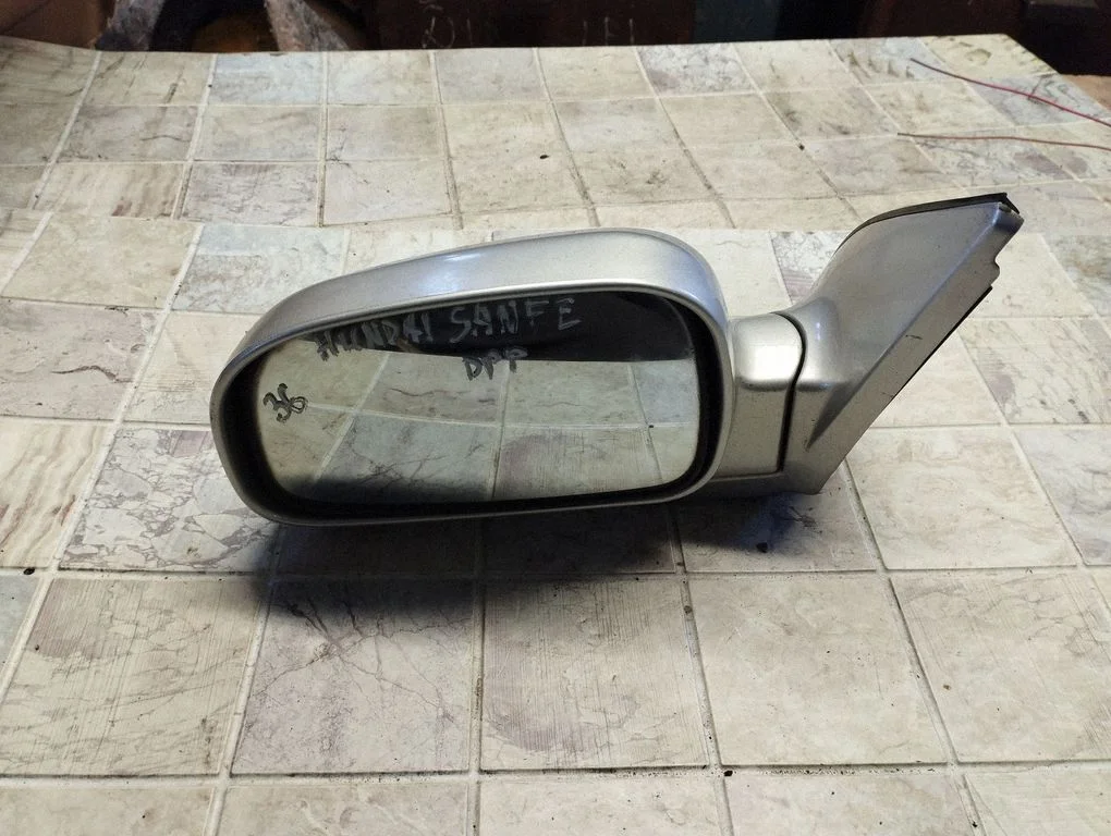 Front door electric wing mirror – Hyundai Santa Fe (2000-2006)