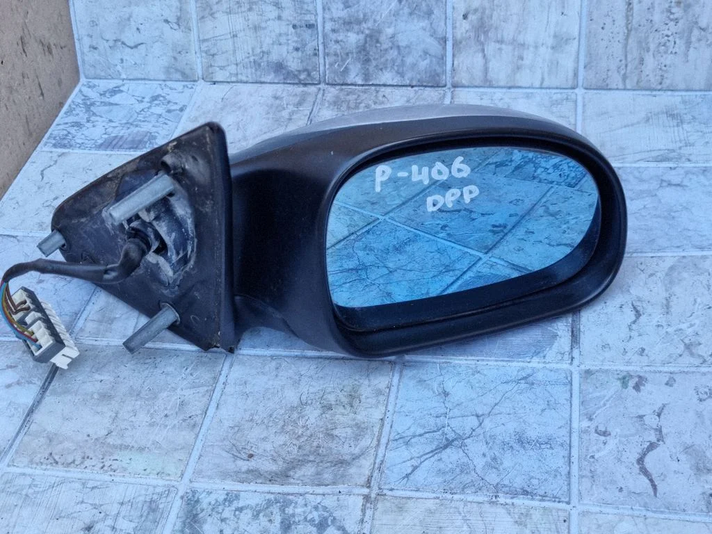 Esiukse elektriline välispeegel 96283352XX