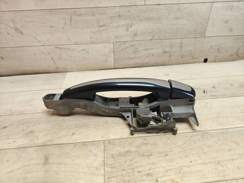 Tagaukse välimine käepide 9680168580