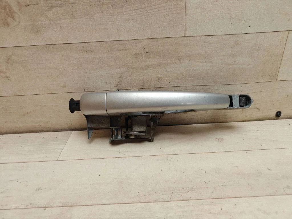 Rear door exterior handle 9680503580