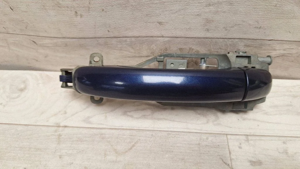 Klamka zewnętrzna drzwi tylnych 7L0839885A