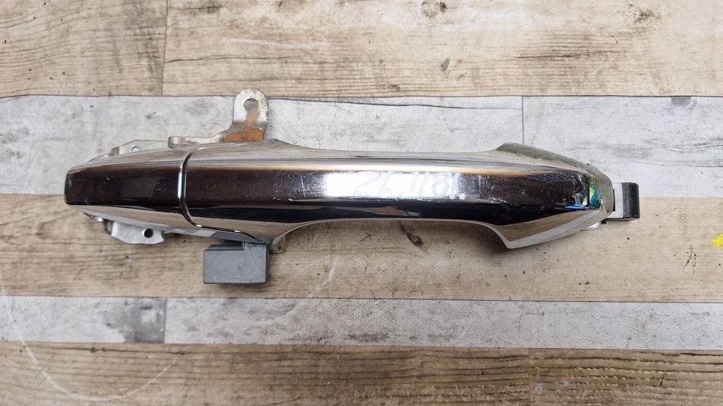 Rear door exterior handle – Honda CR-V (2007-2012)