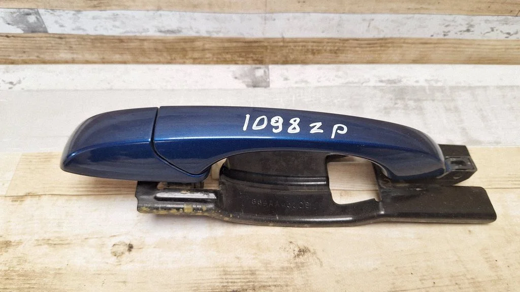 Tagaukse välimine käepide 864AAA3508