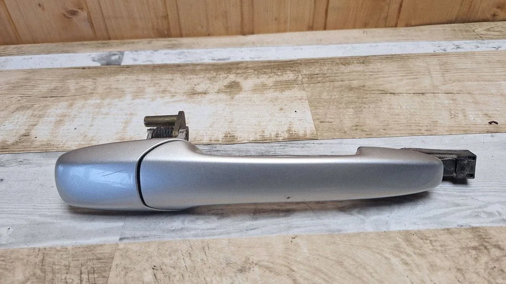 Rear door exterior handle 230502