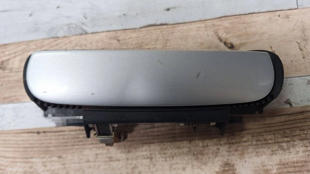 Rear door exterior handle 4B0839885