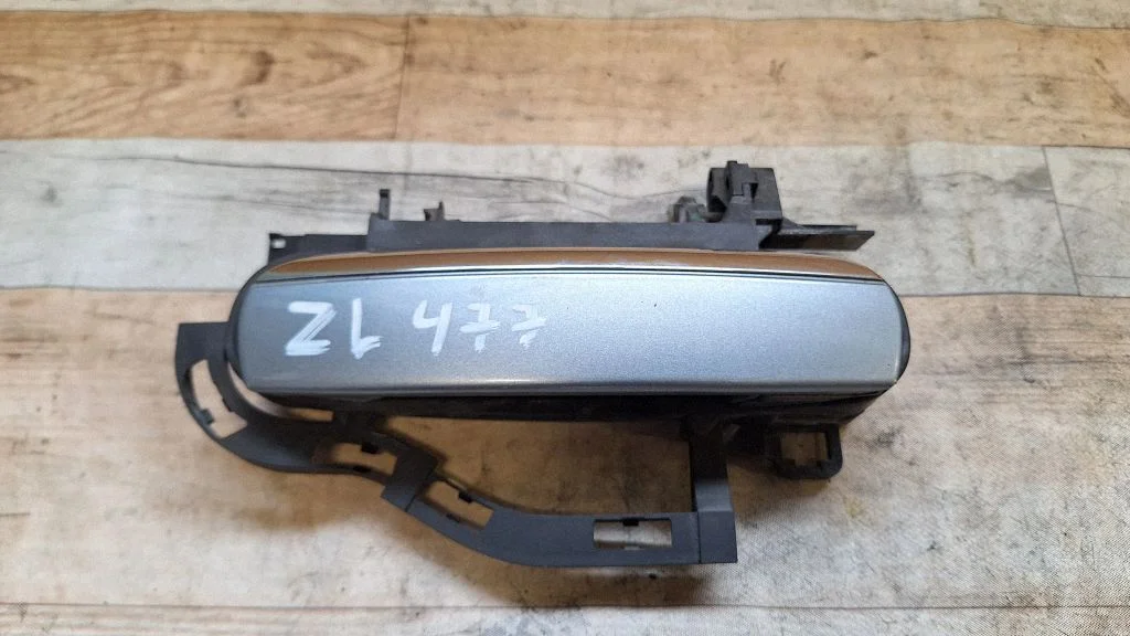 Tagaukse välimine käepide 4F0839167