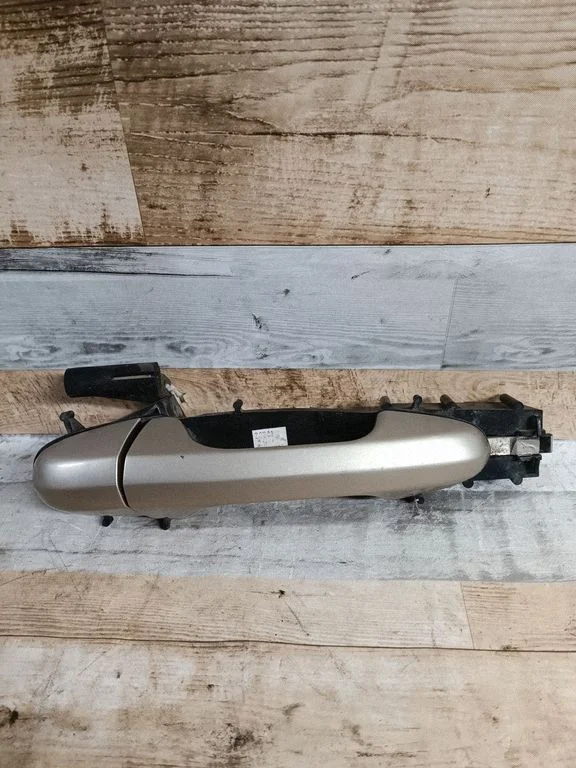Rear door exterior handle 40264400