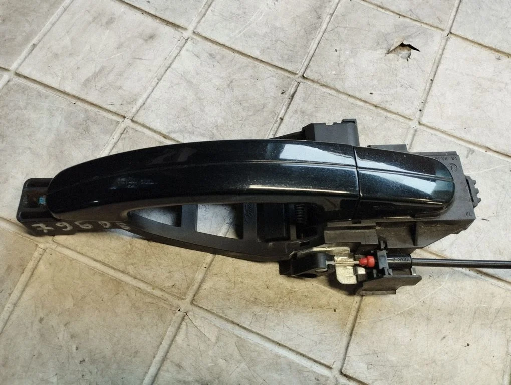 Rear door exterior handle BM51A224A36CG