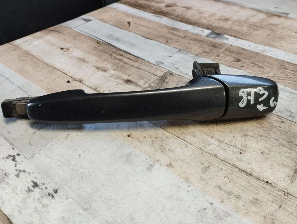Rear door exterior handle – rear left