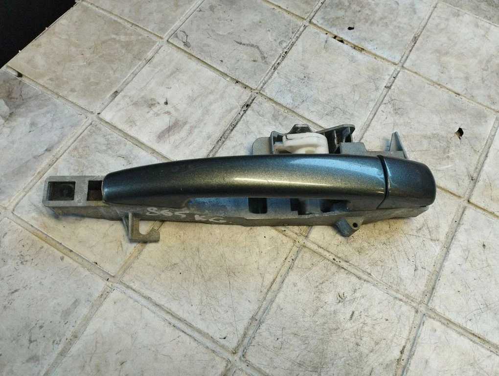 Rear door exterior handle 9653401680