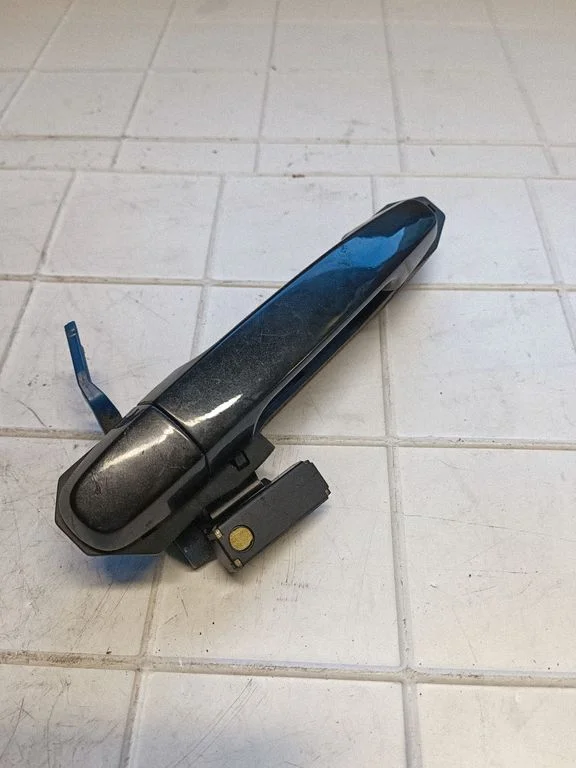 Rear door exterior handle – rear left