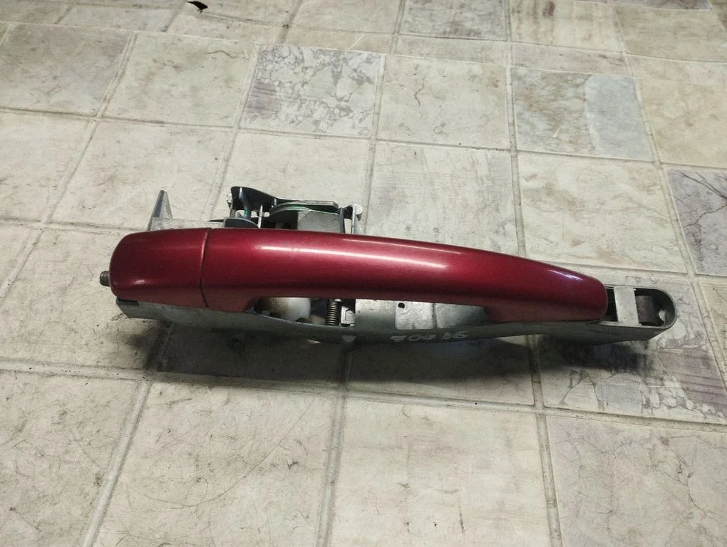 Rear door exterior handle – Citroen C5 (2008-2016)