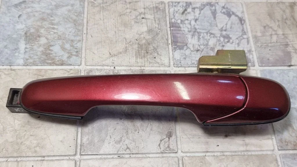 Rear door exterior handle – rear left