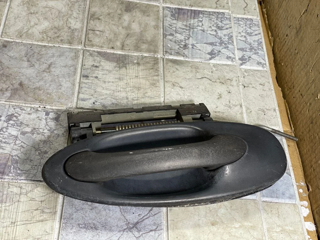 Rear door exterior handle – Saab 9-3 Ver2 (2003-2007)