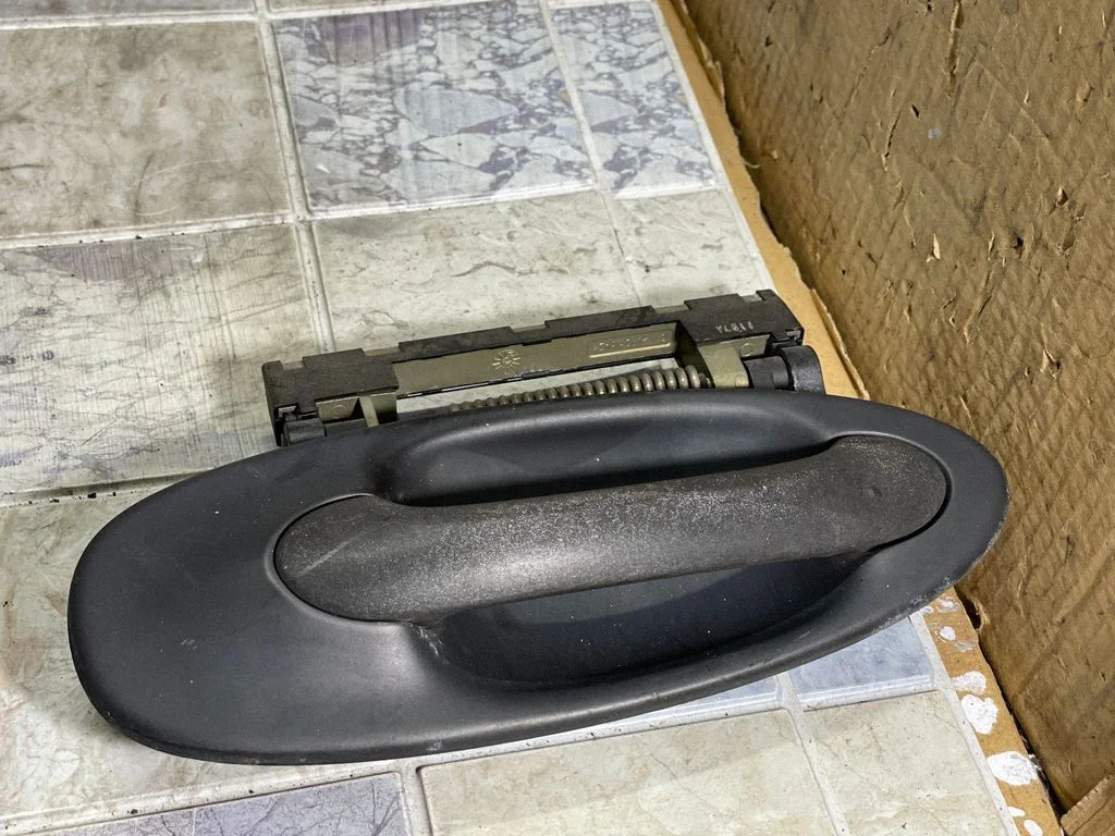 Rear door exterior handle – Saab 9-3 Ver2 (2003-2007)