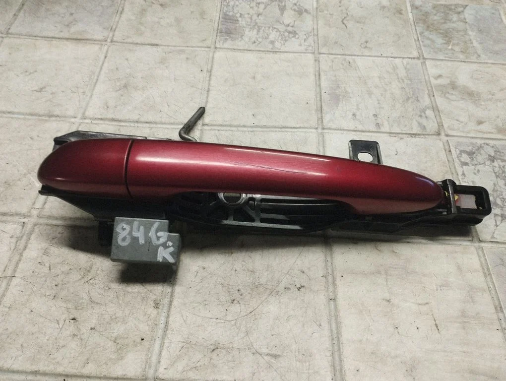 Rear door exterior handle – rear left