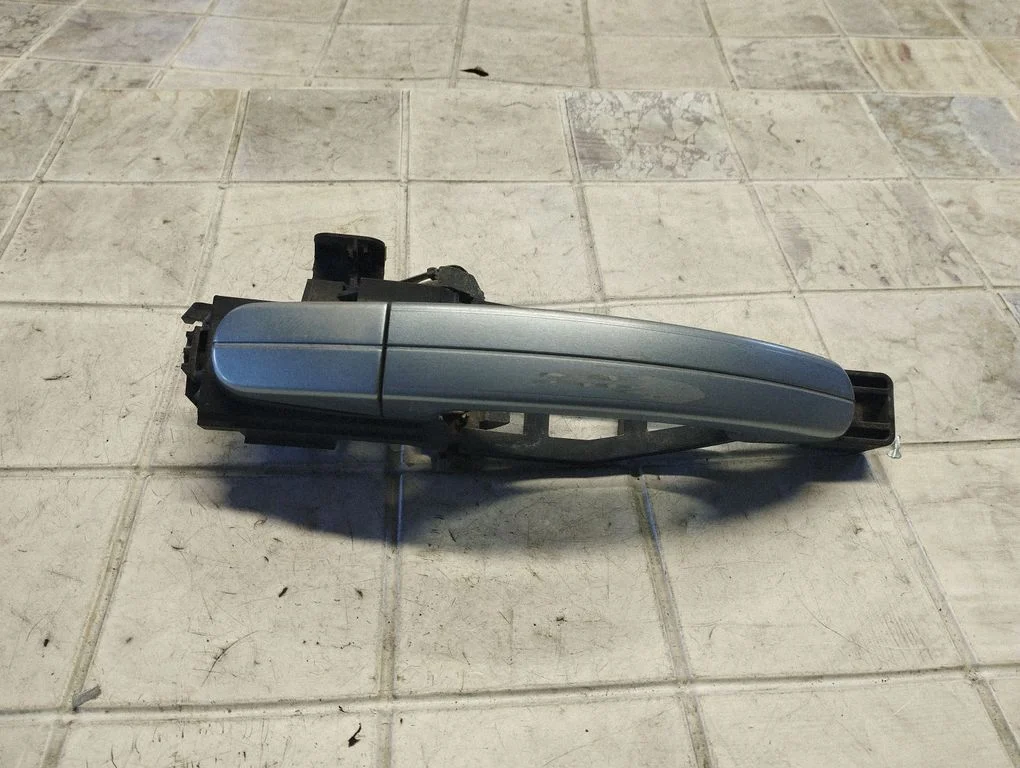 Rear door exterior handle 3M51R36B22AA