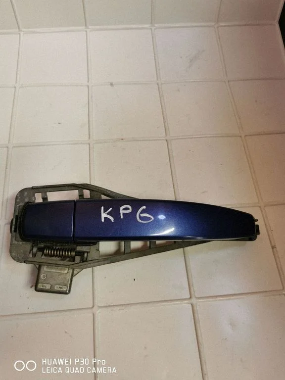 Rear door exterior handle
