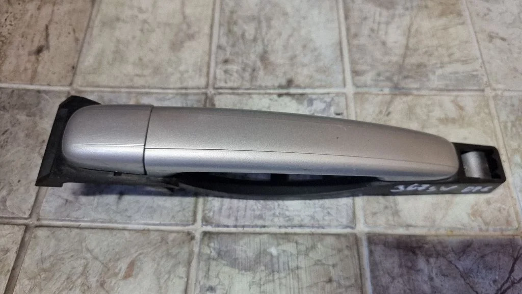 Tagaukse välimine käepide – Peugeot 307 (2001-2005)