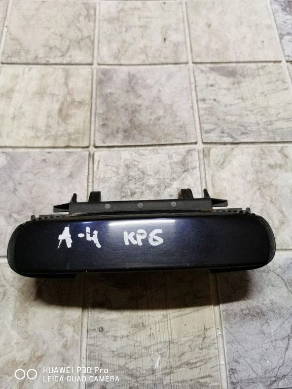 Rear door exterior handle 4B0639885