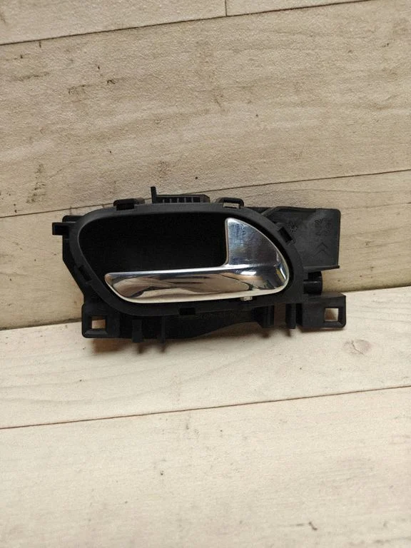 Tagaukse sisemine käepide – Citroen C4 I (2004-2010)