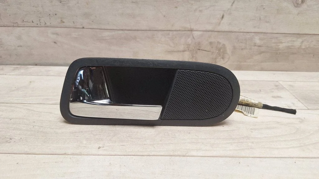 Rear door interior handle – Seat Alhambra (Mk1) (1996-2010)