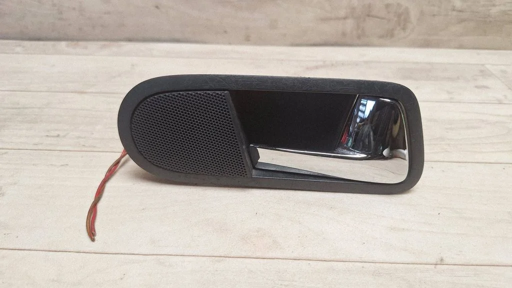 Rear door interior handle – Seat Alhambra (Mk1) (1996-2010)
