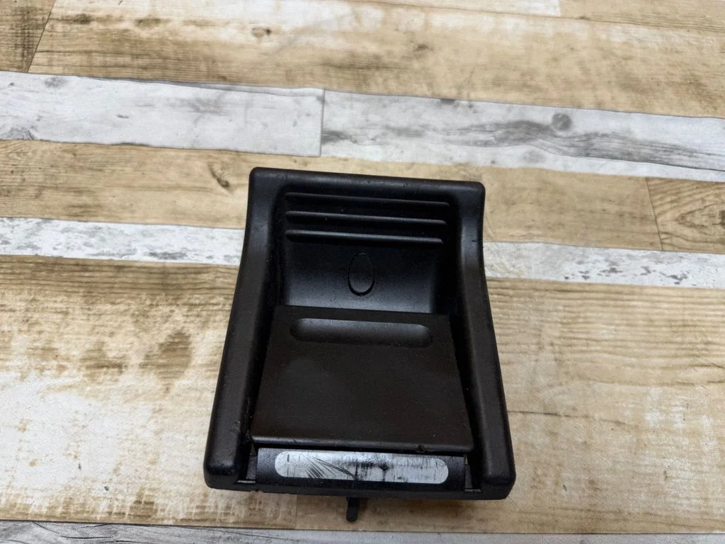 Klamka wewnętrzna drzwi tylnych 9017601361