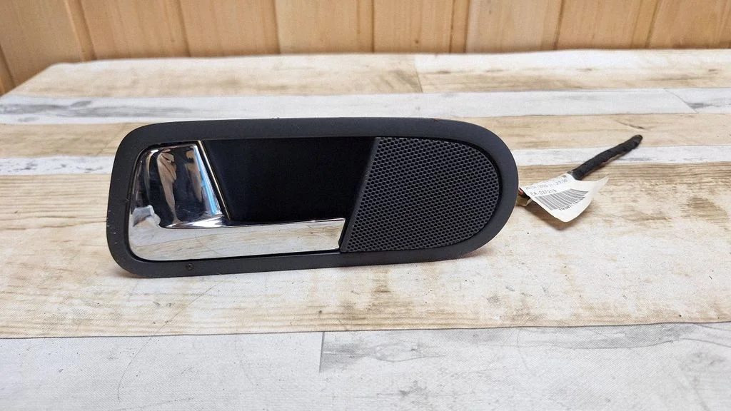 Rear door interior handle 7M3837113