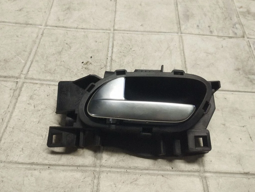 Rear door interior handle – Citroen C5 (2008-2016)