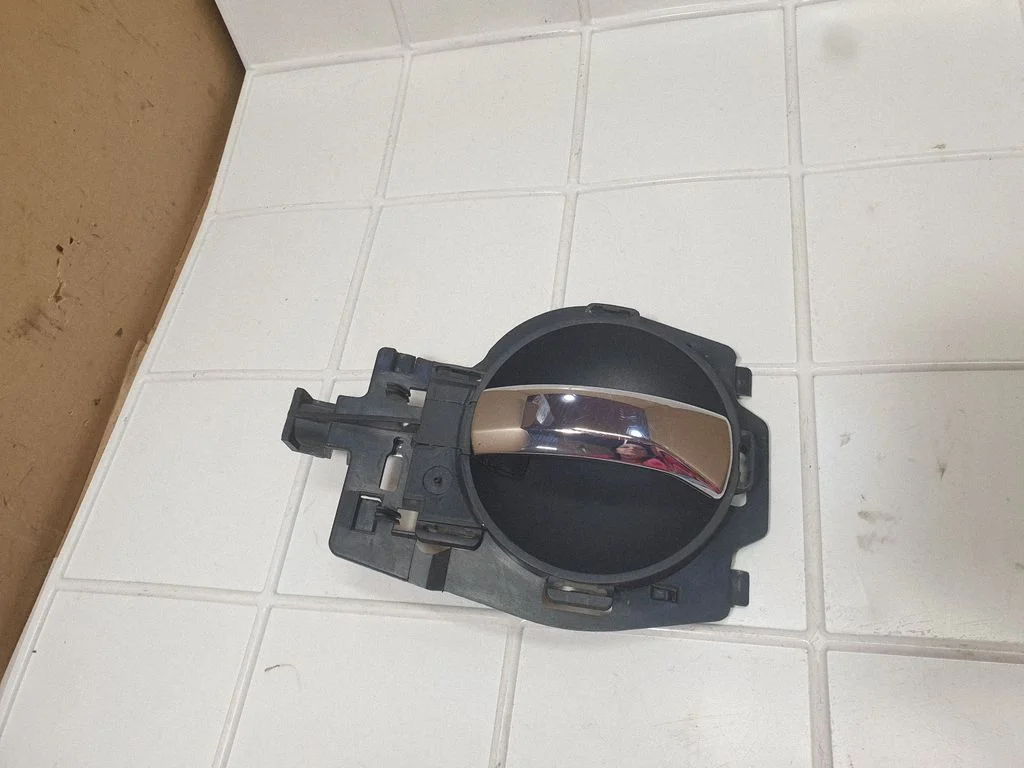Rear door interior handle 9680637377