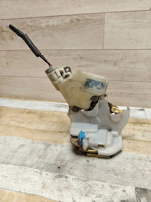 Rear door lock 80553AA300