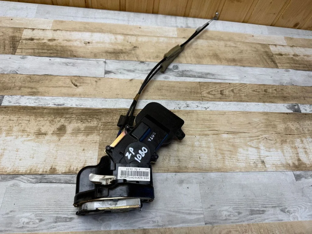 Tagaukse lukk DE9072F
