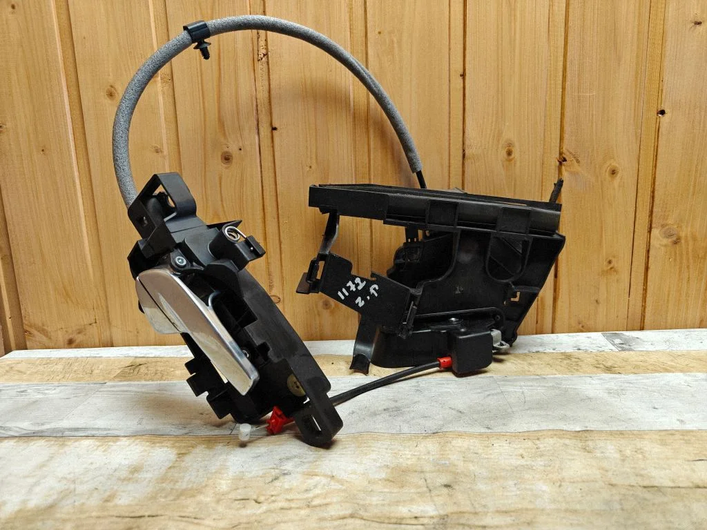 Rear door lock 6M2AR26412BC