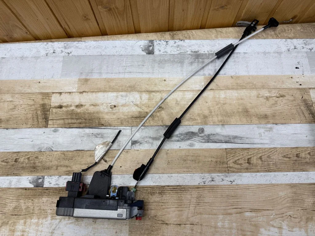 Rear door lock 4855201