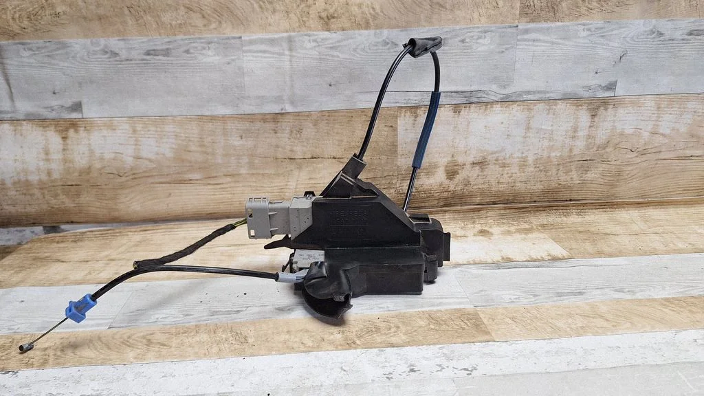 Rear door lock – Citroen C4 I (2004-2010)