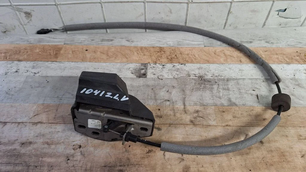 Rear door lock BK21V43287AG