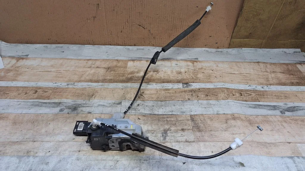 Rear door lock – Citroen C5 (2008-2016)