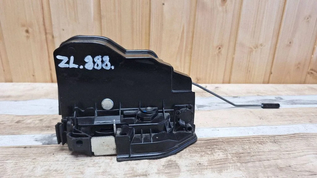 Rear door lock – BMW 7 Series F01 F02 F03 F04 (2008-2016)