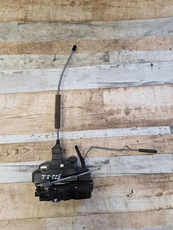 Rear door lock A046818