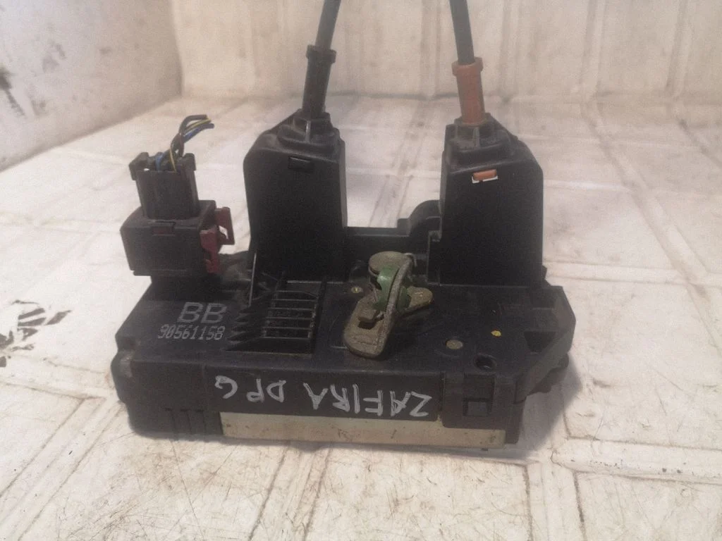 Rear door lock – Opel Zafira A (1999-2005)