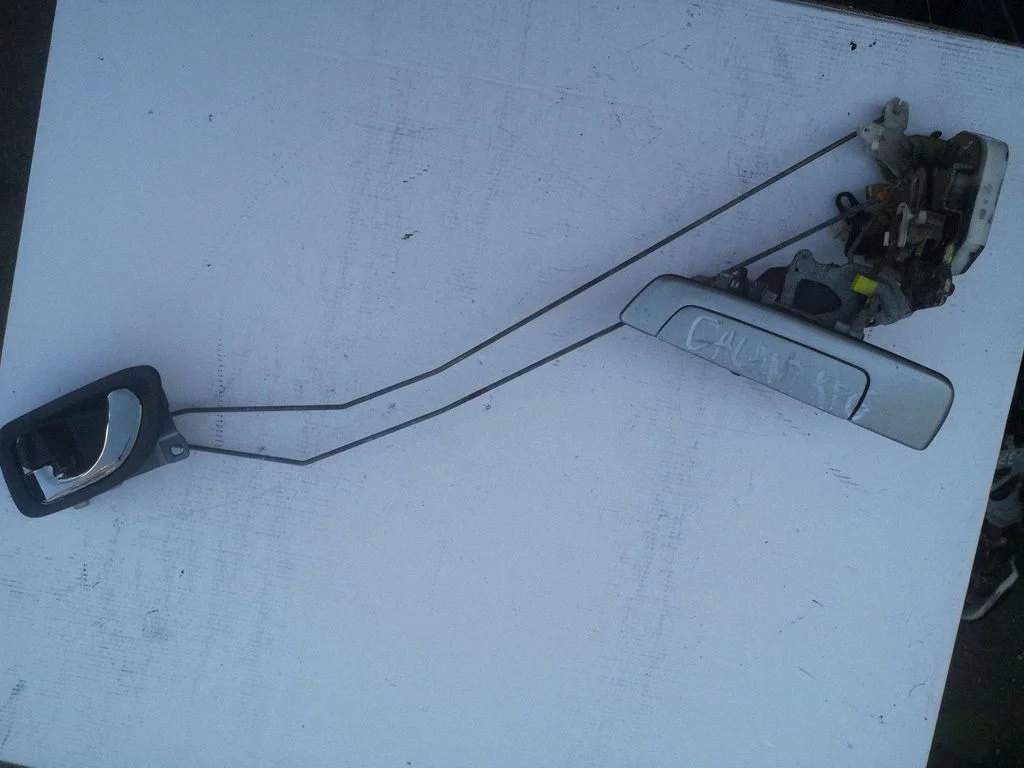 Rear door lock – Mitsubishi Galant (1997-2003)