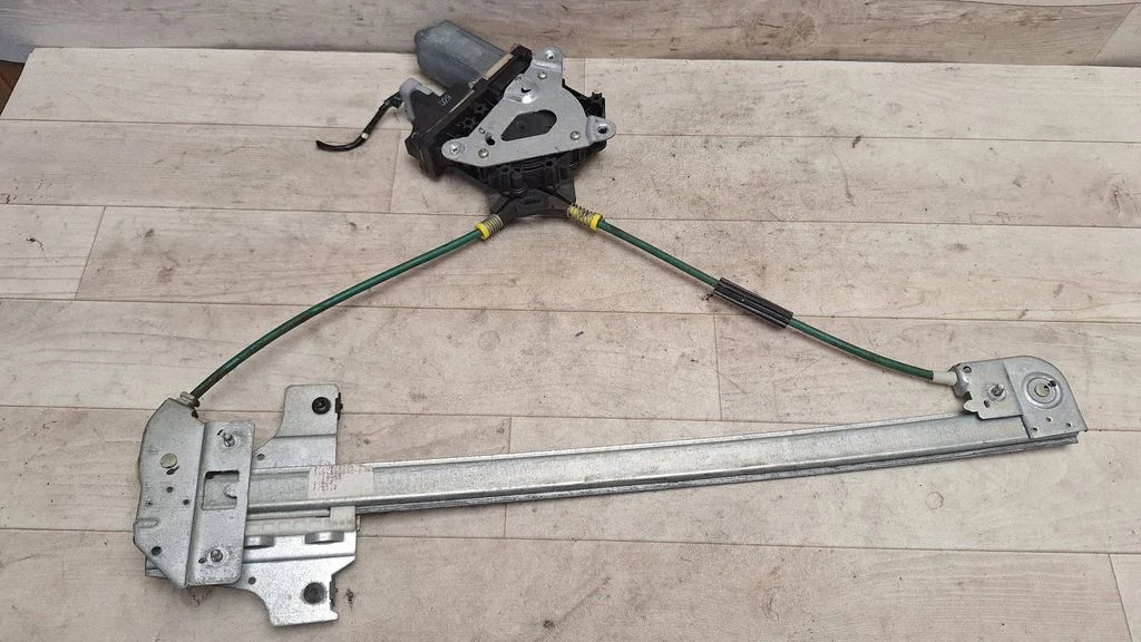 Rear door window regulator with motor 1494840080C