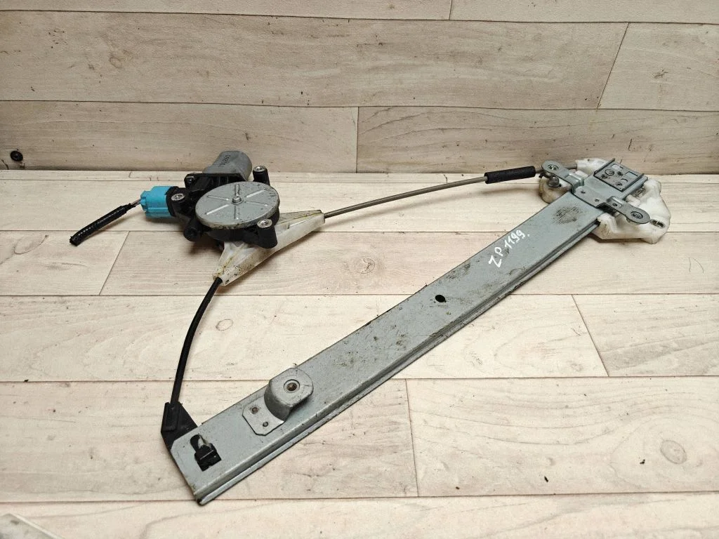 Rear door window regulator with motor 701260