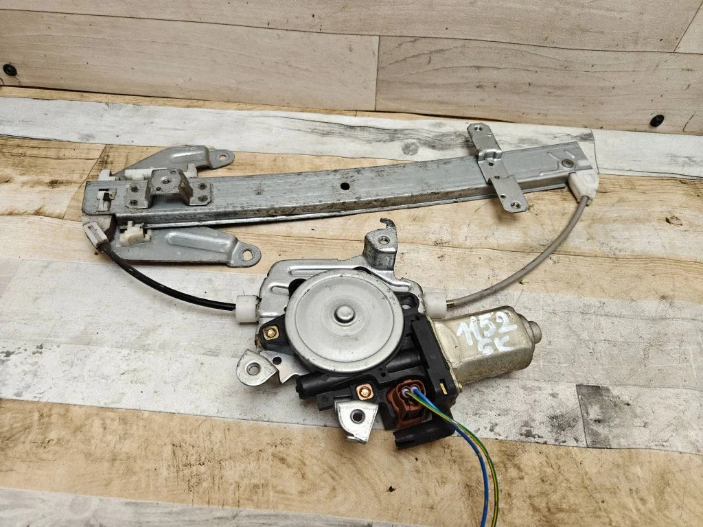 Rear door window regulator with motor 8073189913