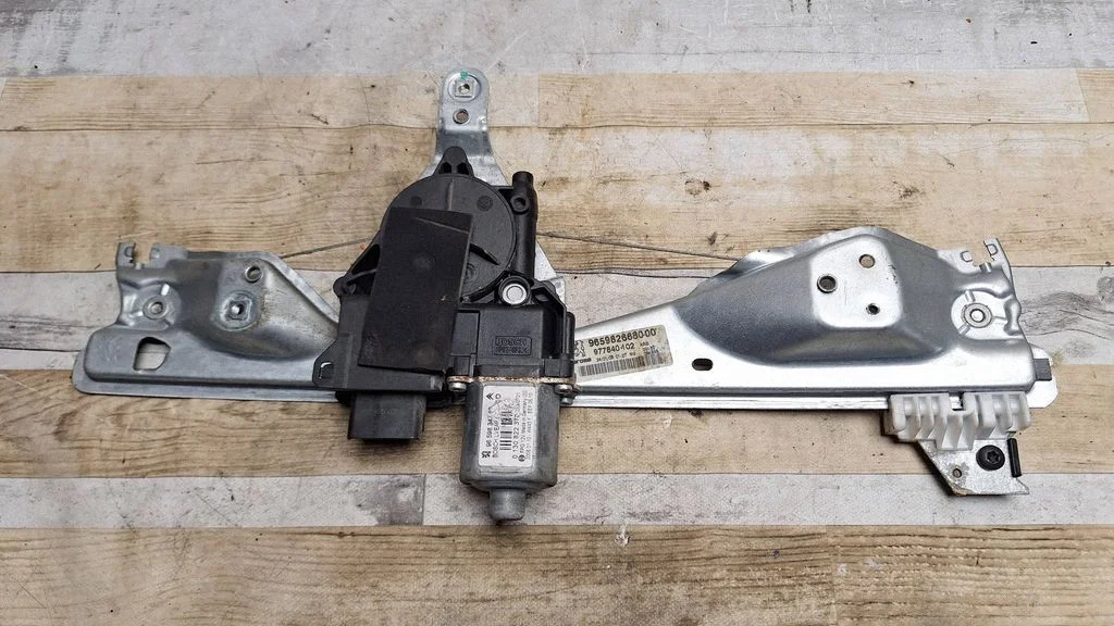 Tagaukse elektriline aknatõstuk mootoriga – Peugeot 308 (2007-2013)