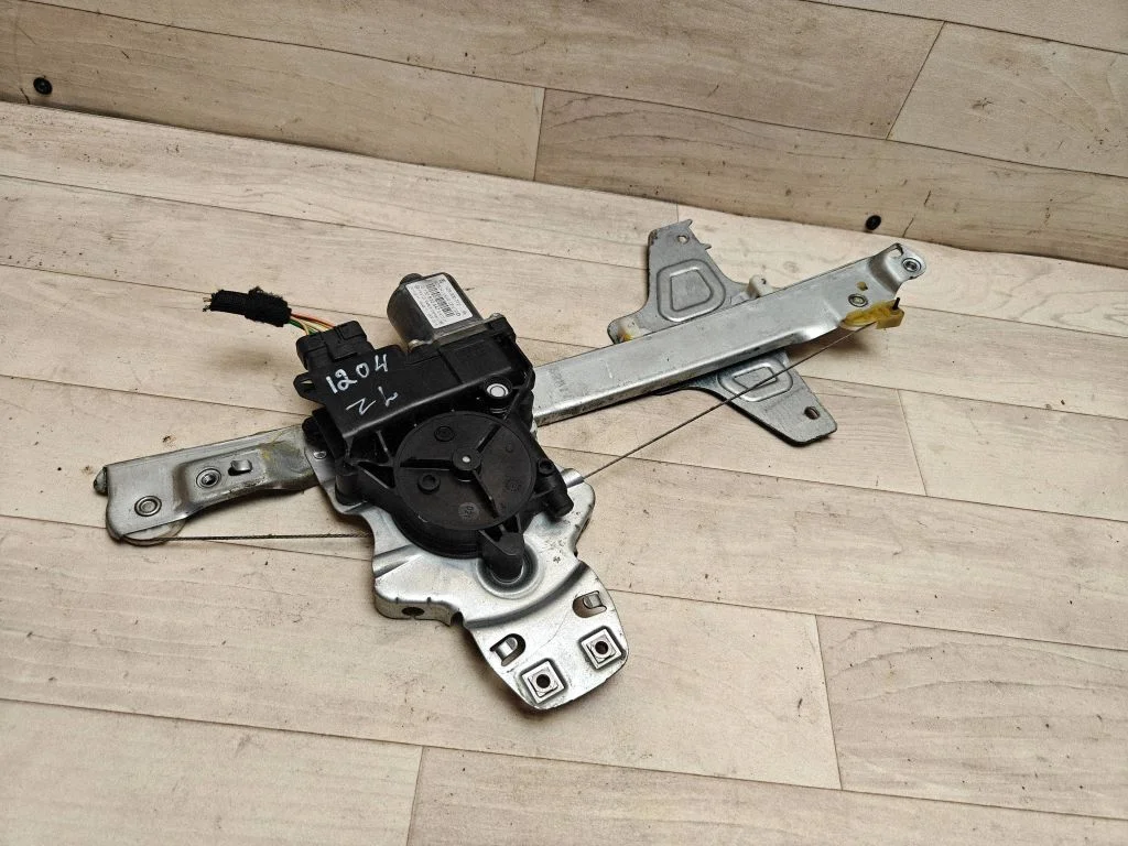 Rear door window regulator with motor 128000772