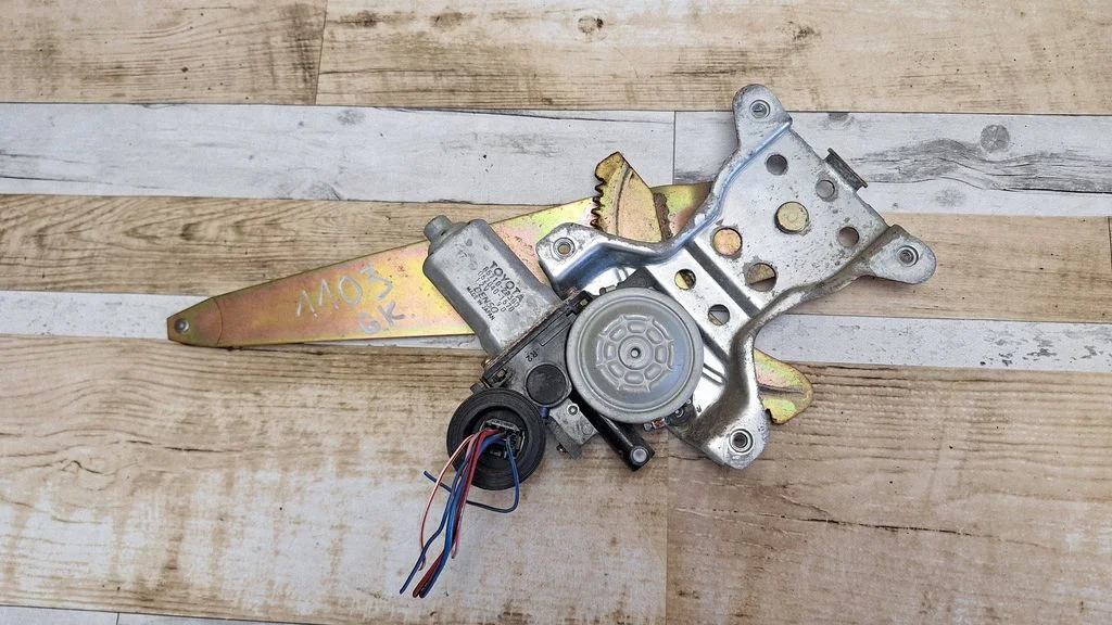 Rear door window regulator with motor 8571020380