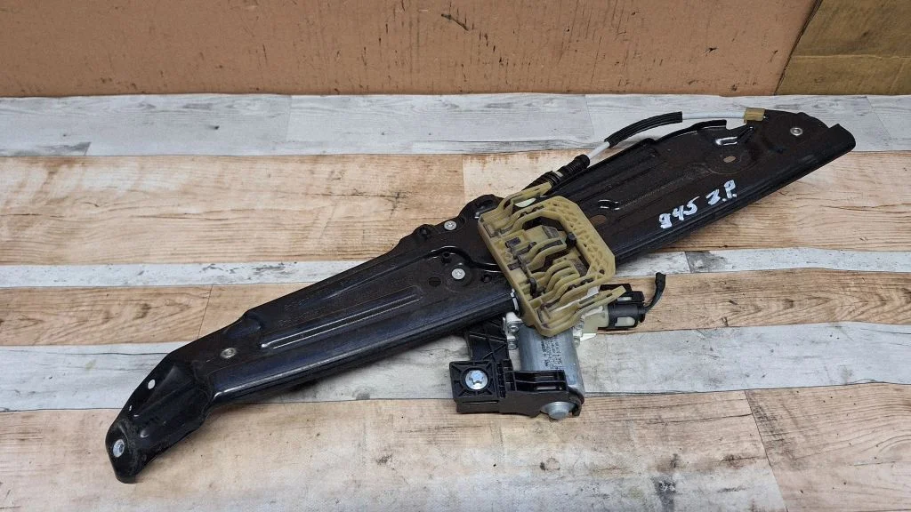 Rear door window regulator with motor 72481720