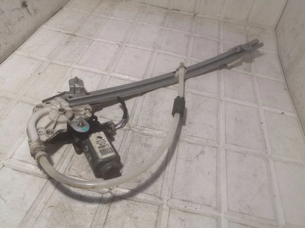 Rear door window regulator with motor 400669
